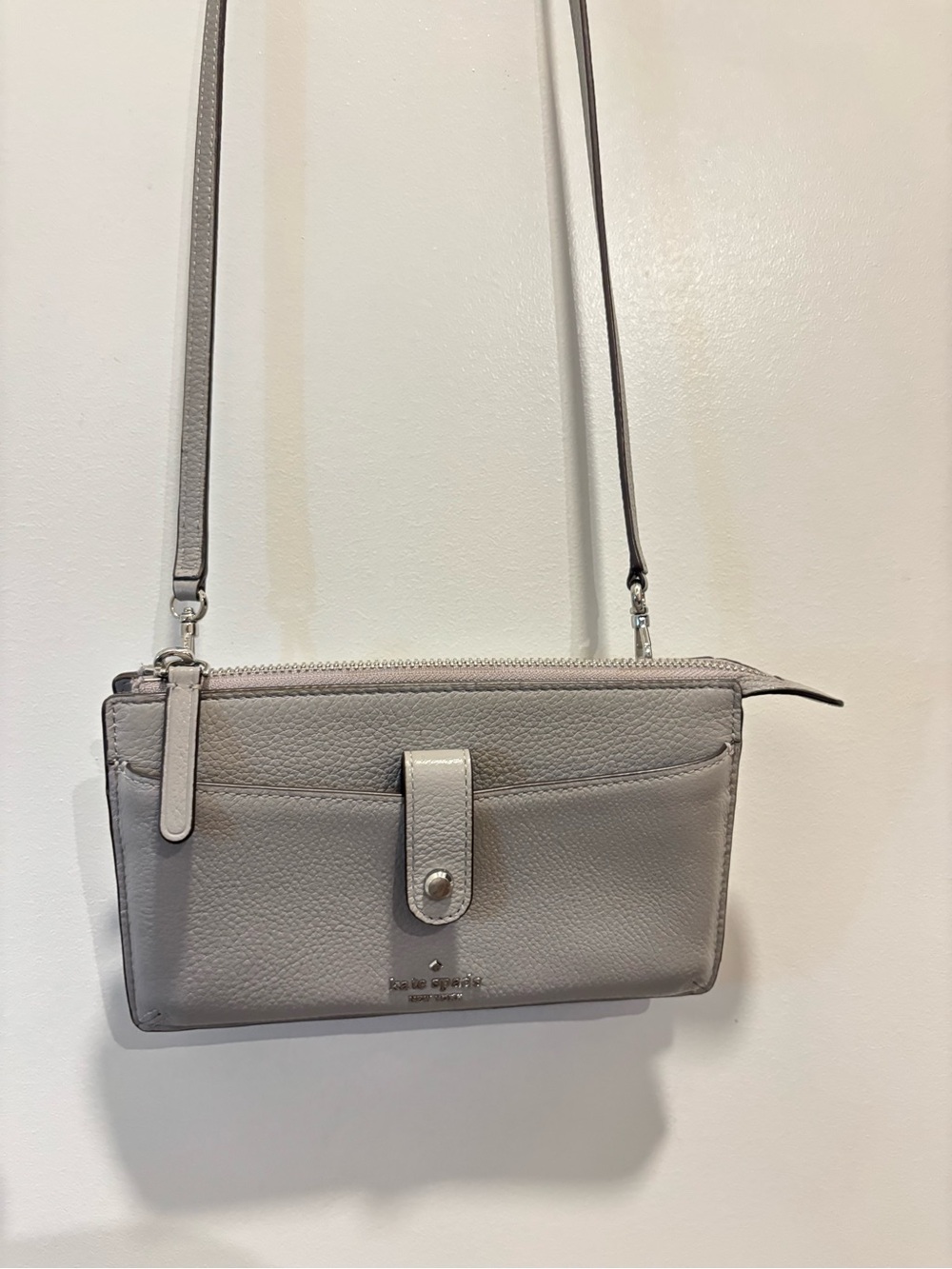 Kate Spade - Leather Crossbody Wallet Purse in Light Gray